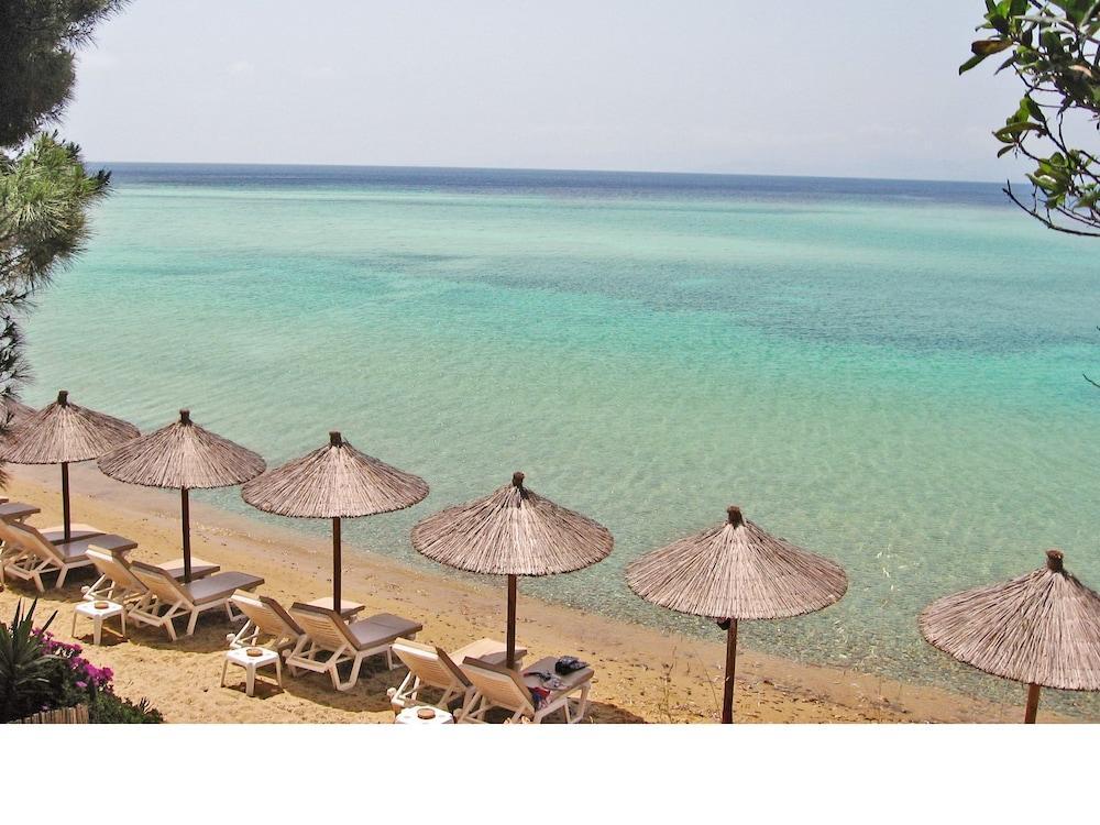 מלון Radisson Plaza Skiathos 4*